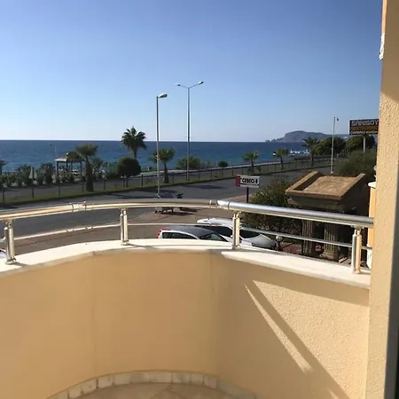 Cebeci 8 * Mahmutlar